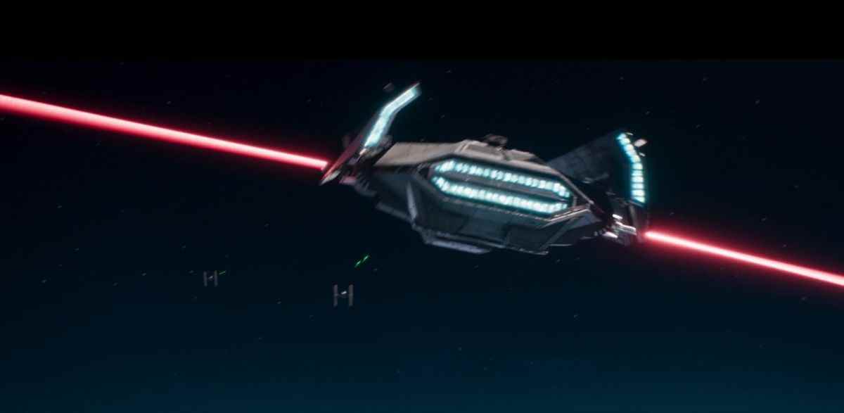 Le transporteur de Luthen a des lasers rouges qui sortent du côté d'Andor.