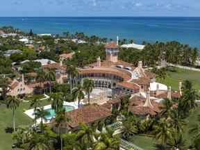 Une vue aérienne du club Mar-a-Lago de l'ancien président américain Donald Trump à Palm Beach, en Floride, le 31 août 2022.