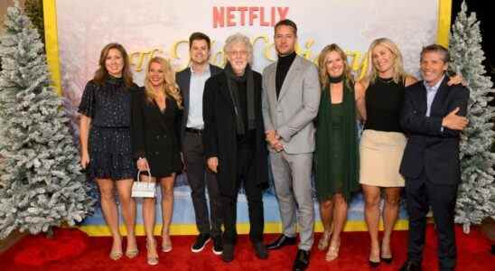 PACIFIC PALISADES, CALIFORNIA - NOVEMBER 10: (L-R) Christina Rogers, Minnie Murphy, Harry Lacheen, Charles Shyer, Justin Hartley, Stephanie Slack, Margret H. Huddleston, and Tim Johnson attend The Noel Diary Special Screening at The Bay Theater on November 10, 2022 in Pacific Palisades, California. (Photo by Charley Gallay/Getty Images for Netflix)