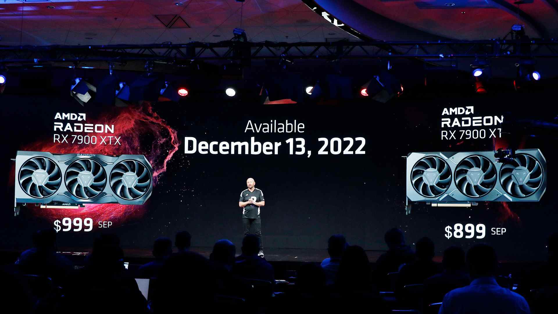 Informations sur les prix de la série AMD Radeon 7000 à l'écran lors de l'annonce en direct d'AMD