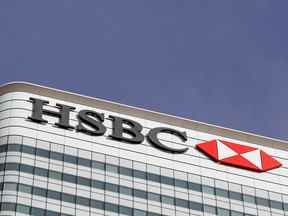Le bâtiment de la banque HSBC dans le quartier financier de Canary Wharf à Londres, en Grande-Bretagne.
