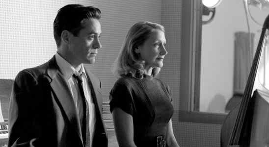 GOOD NIGHT, AND GOOD LUCK, Robert Downey Jr., Patricia Clarkson, 2005, (c) Warner Independent Pictures/courtesy Everett Collection