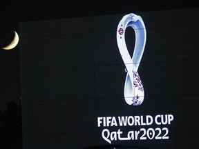 Le logo de la Coupe du monde du Qatar 2022 est projeté sur l'opéra d'Alger, mardi 3 septembre 2019.