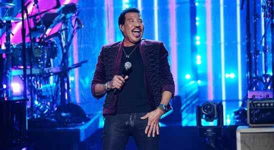 Lionel Richie s'apprête à recevoir le prix Icon aux American Music Awards 2022