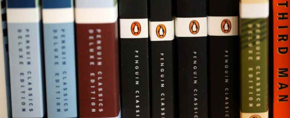 Un juge bloque la vente de Simon & Schuster par Paramount à Penguin Random House