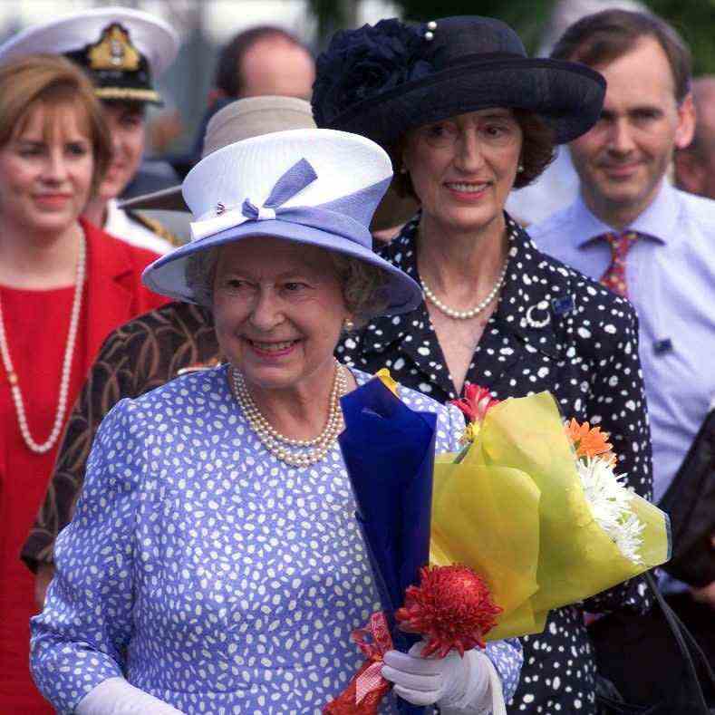 La reine Elizabeth accompagnée de Lady Susan Hussey dans le Queensland, Australie - IAN JONES/Ian Jones Retained