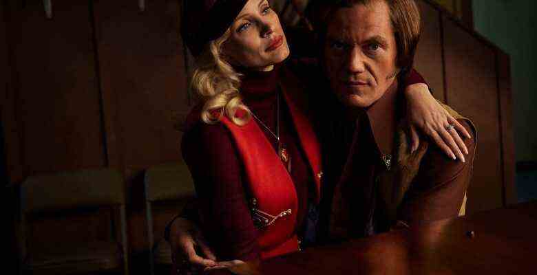 (L-R): Jessica Chastain as Tammy Wynette and Michael Shannon as George Jones in GEORGE & TAMMY, ÒThe Grand TourÓ. Photo credit: Dana Hawley/Courtesy of SHOWTIME.