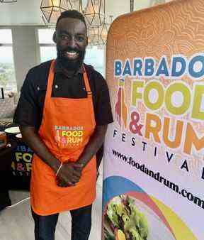 Le célèbre chef Eric Adjepong était l'un des participants au récent festival de la nourriture et du rhum de la Barbade - Rita DeMontis photo