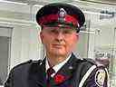 Le gendarme Jeffrey Northrup, de la 52e Division, a été abattu et tué dans l'exercice de ses fonctions le vendredi 2 juillet 2021, alors qu'il enquêtait sur un appel prioritaire dans un stationnement souterrain à Queen Street West et Bay Street à Toronto.