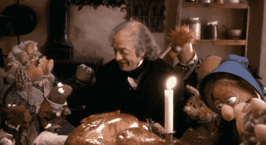 Muppet Christmas Carol est maintenant diffusé sur Disney Plus avec une chanson coupée controversée