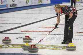 Emma Miskew de l'équipe Rachel Homan de l'Ontario fait partie de l'exécutif de la nouvelle World Curling Players Association