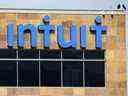 Un bureau d'Intuit est montré à San Diego le 21 août 2015. 