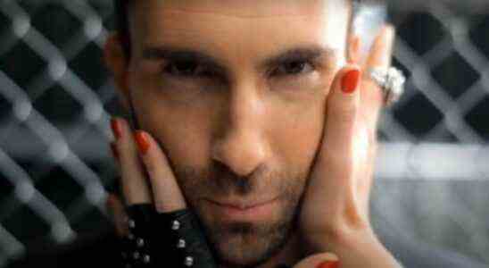 Adam Levine in Maroon 5
