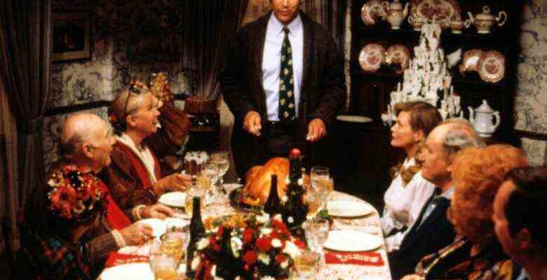 NATIONAL LAMPOON'S CHRISTMAS VACATION, John Randolph, Diane Ladd, Chevy Chase, Beverly D'Angelo, E.G. Marshall, Doris Roberts, 1989