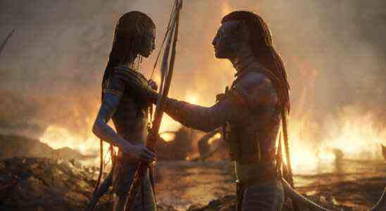 James Cameron a écrit Avatar 1.5 pour aider Sam Worthington et Zoe Saldańa à se préparer au chemin de l'eau