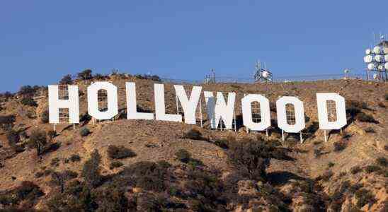 La mairesse de LA, Karen Bass, annule l'ordre d'allumer le panneau Hollywood