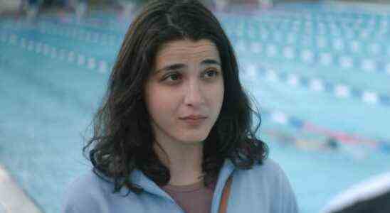 Nathalie Issa as Yusra Mardini in The Swimmers