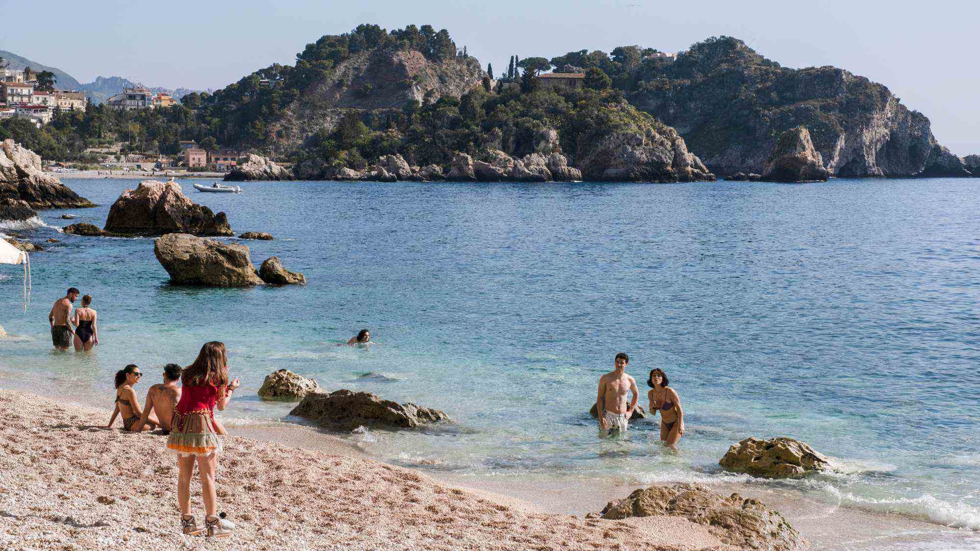 La plage de Taormina dans The White Lotus saison 2