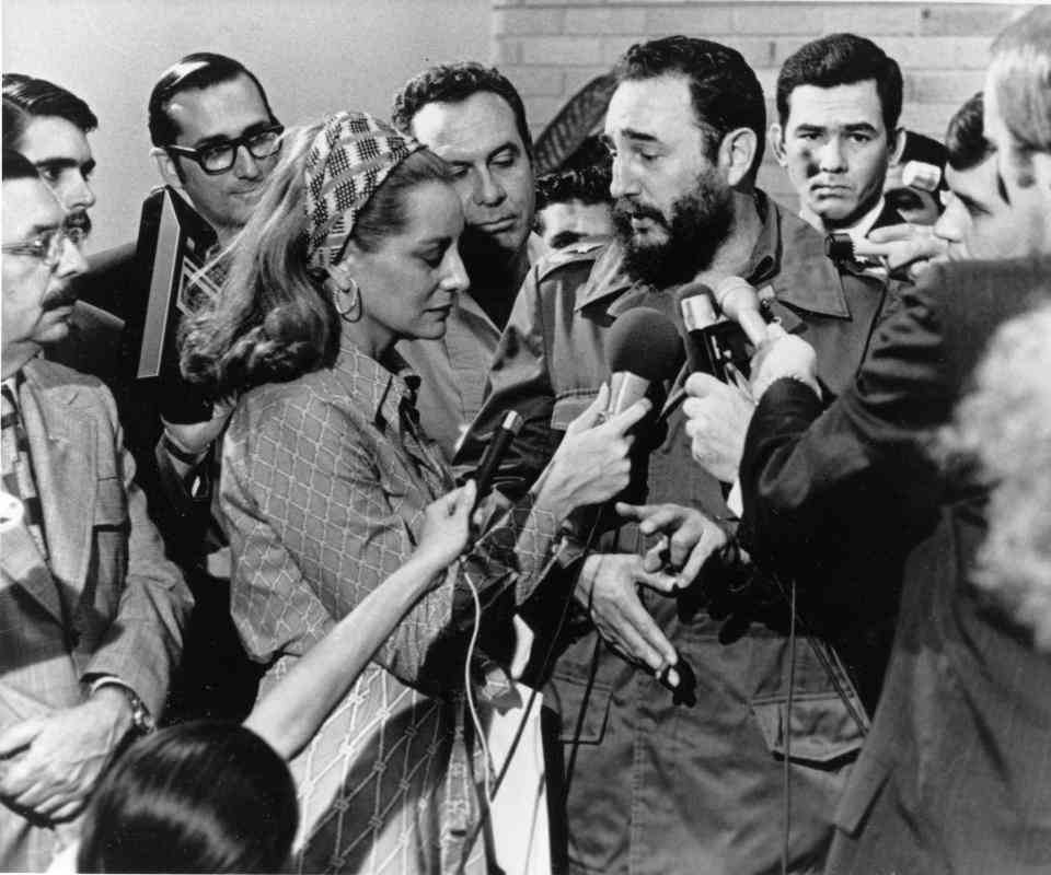 Interviewer Fidel Castro en 1975 - AP