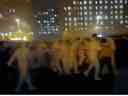 Capture d'écran d'une vidéo de la violente manifestation à l'usine de Foxconn Technology Group.
