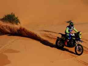 Rui Goncalves, qui roule pour Sherco TVS Rally Factory, en action lors de l'étape 6 du Dakar 2023, une course de rallye annuelle organisée en Arabie saoudite.  La course couvre 5 000 kilomètres et est présentée comme un 