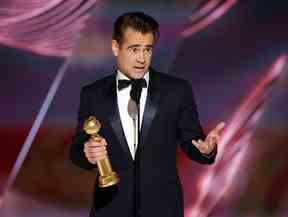 Colin Farrell accepte le prix du meilleur acteur dans une comédie musicale ou une comédie pour 