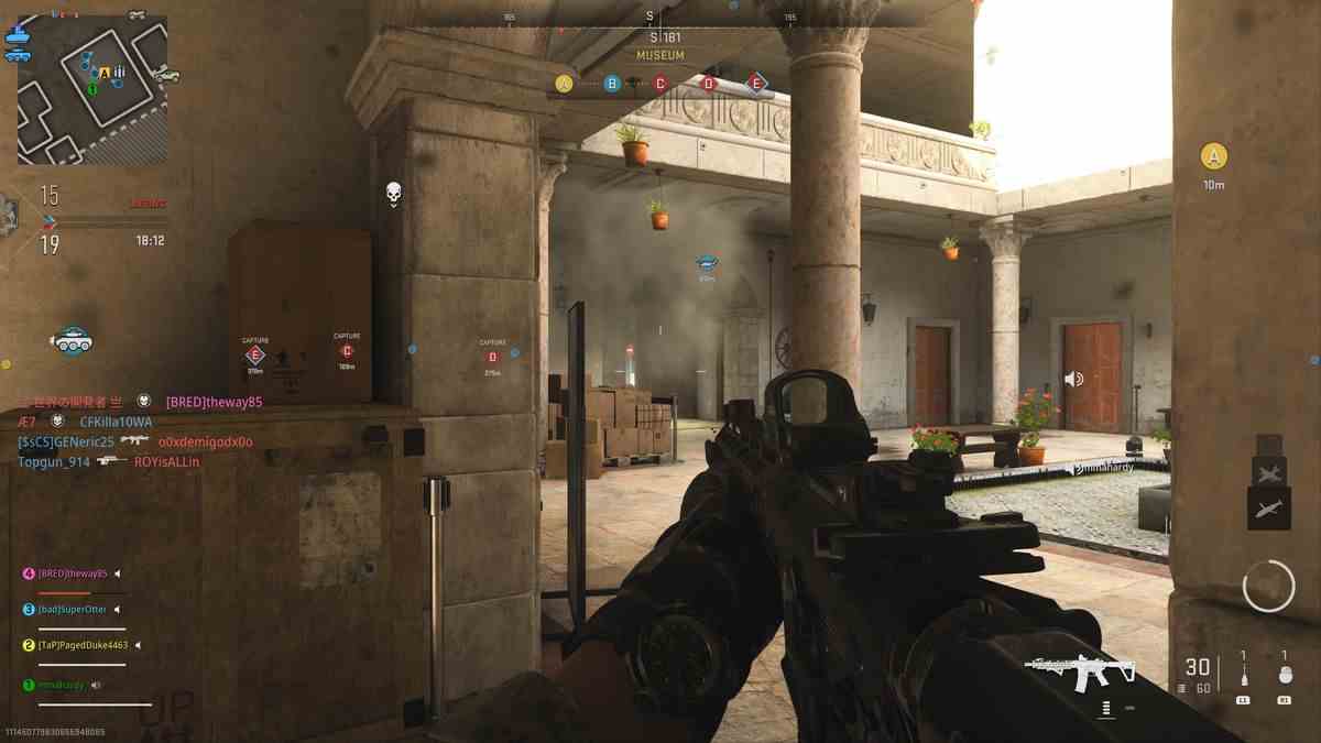 Le joueur défend un point de contrôle dans Ground War dans Call of Duty: Modern Warfare 2 multijoueur