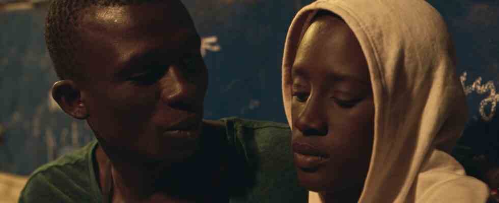 Moussa Sène Absa du Sénégal parle de « Xalé » et pourquoi le cinéma africain a besoin de son propre rugissement (EXCLUSIF)