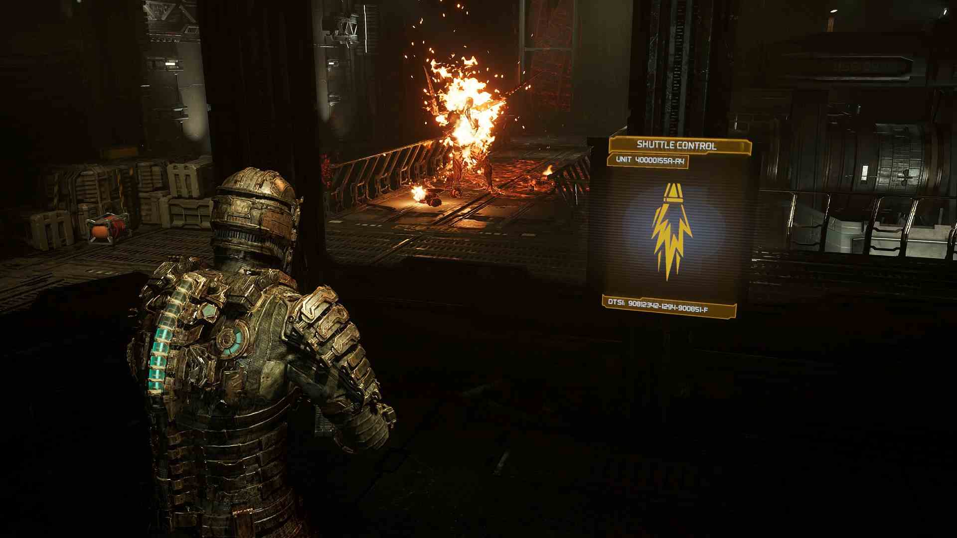 Les meilleurs paramètres de Dead Space Remake: Isaac Clarke regardant un Necromorph brûler par la fenêtre
