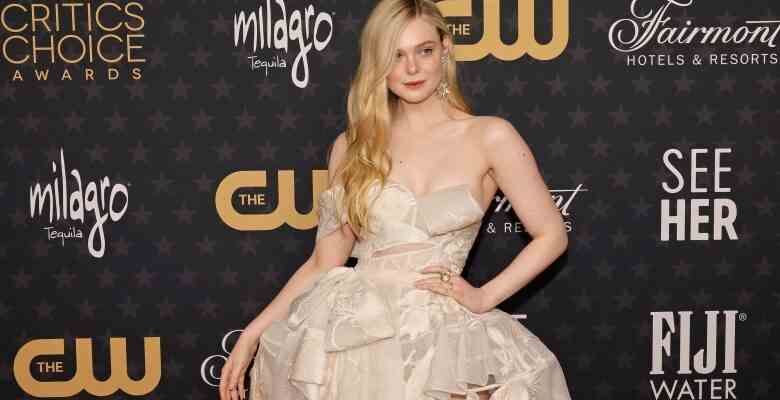 LOS ANGELES, CALIFORNIA - JANUARY 15: Elle Fanning attends the 28th Annual Critics Choice Awards at Fairmont Century Plaza on January 15, 2023 in Los Angeles, California. (Photo by Kevin Winter/Getty Images for Critics Choice Association)