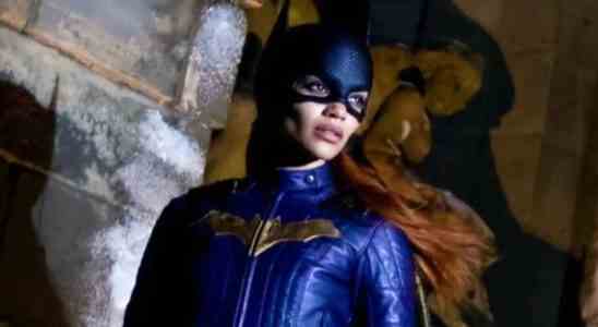 Batgirl Star révèle un costume amélioré à partir d'un film annulé