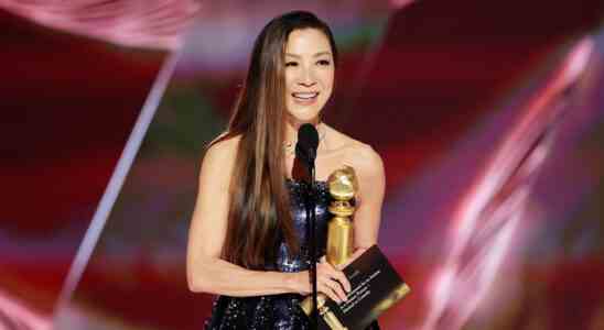 Michelle Yeoh dit aux Golden Globes de "se taire" après avoir essayé d'écourter son discours : "Je peux te battre" Le plus populaire doit être lu Inscrivez-vous aux newsletters Variété Plus de nos marques