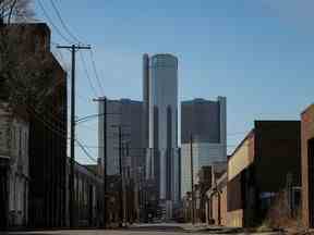 Le siège social de General Motors à Detroit, Michigan. La société a inventé son plan de retour au bureau : "Travaillez convenablement."