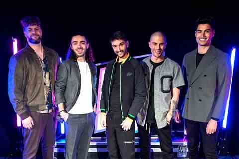 jay mcguiness, nathan sykes, tom parker, max george et siva kaneswaran, le recherché