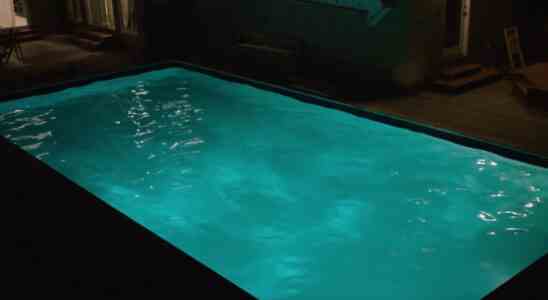 Wyatt Russell et Kerry Condon joueront dans un film maléfique sur la piscine de Blumhouse