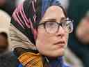 Amira Elghawaby, la première représentante spéciale du Canada pour la lutte contre l'islamophobie, a présenté mercredi ses excuses au peuple québécois pour ses commentaires passés.