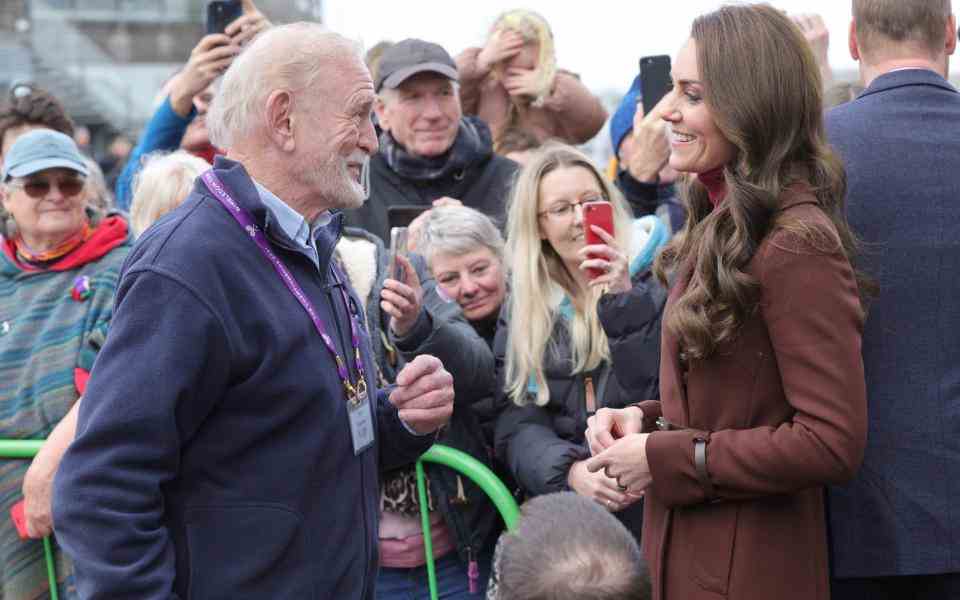 Jim Embury rencontre la princesse de Galles - Chris Jackson