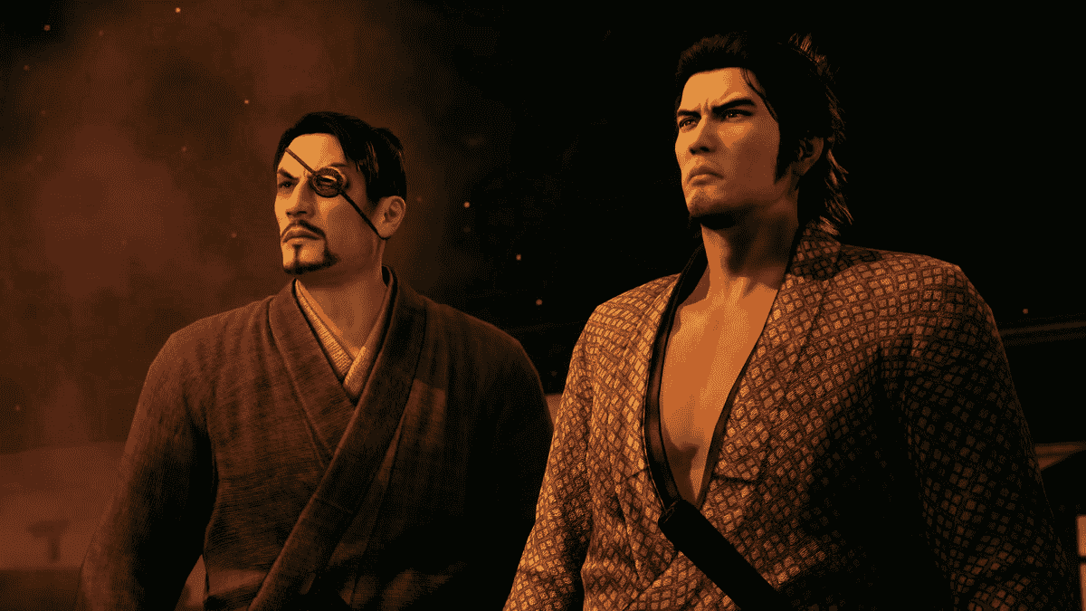 Les habitués de la série Kazuma Kiryu et Goro Majima, en tant que personnages historiques, se tiennent côte à côte devant un feu la nuit dans Like a Dragon : Ishin !