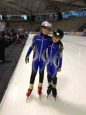 Les patineuses de vitesse Zoe et Maya Lueders.  (Photo fournie)
