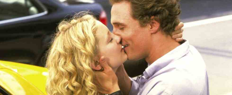 Alors que «Comment perdre un mec en 10 jours» fête ses 20 ans, Kate Hudson et Matthew McConaughey réfléchissent à leurs souvenirs préférés, les scènes de baiser les plus étranges les plus populaires doivent être lues