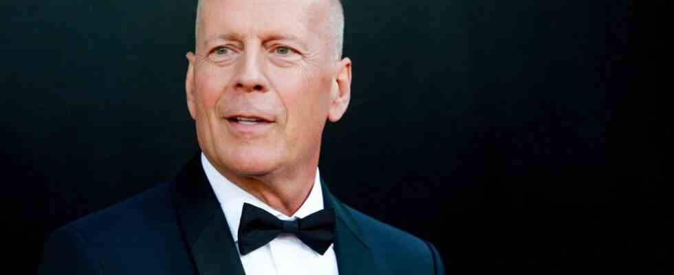 Bruce Willis a reçu un diagnostic de démence après avoir pris sa retraite en raison de l'aphasie Les plus populaires doivent être lus Inscrivez-vous aux bulletins d'information sur les variétés Plus de nos marques