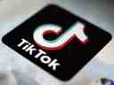Le logo de l'application TikTok est représenté à Tokyo, le 28 septembre 2020. 