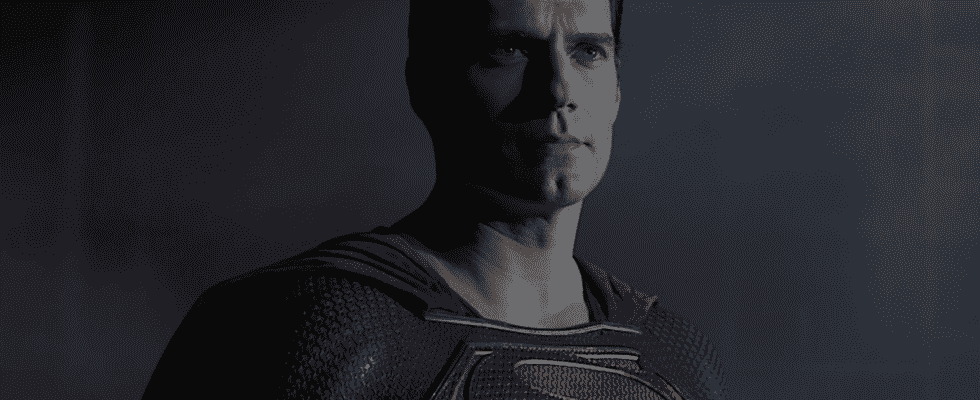James Gunn corrige de fausses informations sur le licenciement d'Henry Cavill, et maintenant nous nous sentons plus mal pour l'ancien Superman