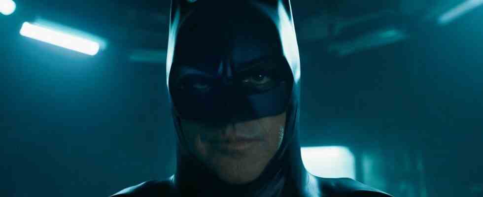 La bande-annonce de Flash Big Game présente Michael Keaton et Batman de Ben Affleck aux côtés de Supergirl