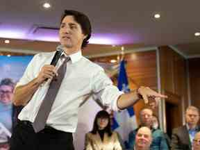 Le premier ministre Justin Trudeau prend la parole lors d'un événement à Longueuil, au Québec, le 22 février 2023.