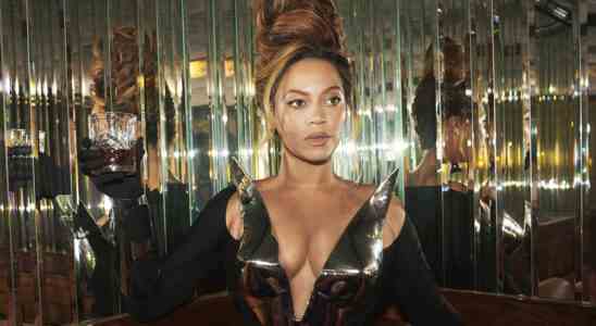 NAACP Image Awards : Beyoncé remporte gros lors de la première nuit des cérémonies virtuelles Les plus populaires doivent être lus Inscrivez-vous aux newsletters Variety Plus de nos marques