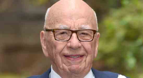 News Corp de Rupert Murdoch supprimera 1 250 emplois et licenciera 5 % de sa main-d'œuvre.