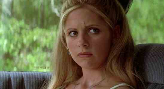 Sarah Michelle Gellar in I know what you did last summer