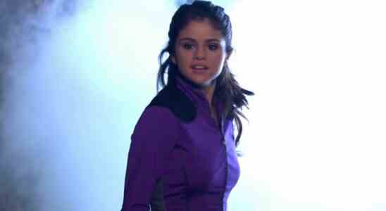 selena gomez as alex in wizards of waverly place series finale.