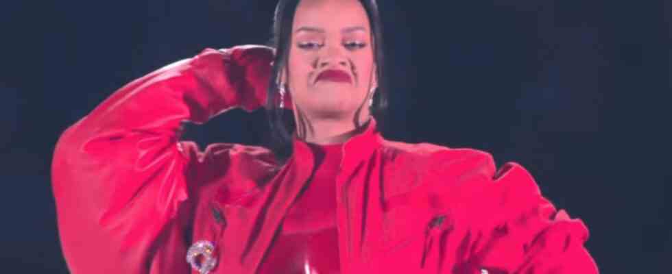 Spectacle de mi-temps du Super Bowl LVII de Rihanna : 4 grands points à retenir, y compris la confirmation éventuelle de la grossesse